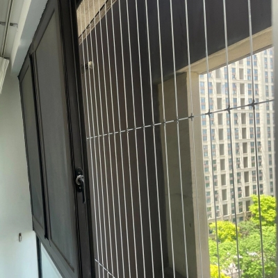 陽臺隱形防護(hù)網(wǎng)兒童防護(hù)網(wǎng)